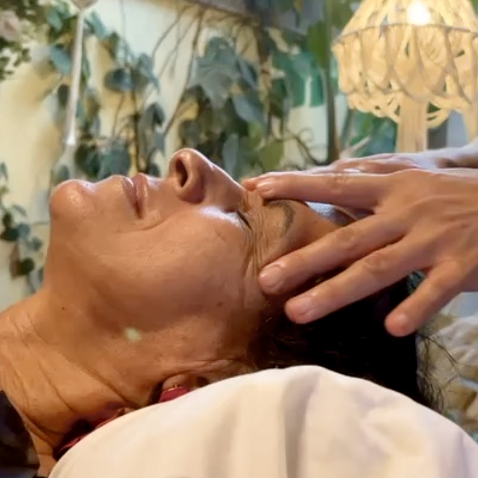 Luxury Facial